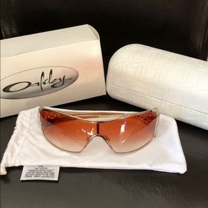 Oakley Women's Dart Sunglasses